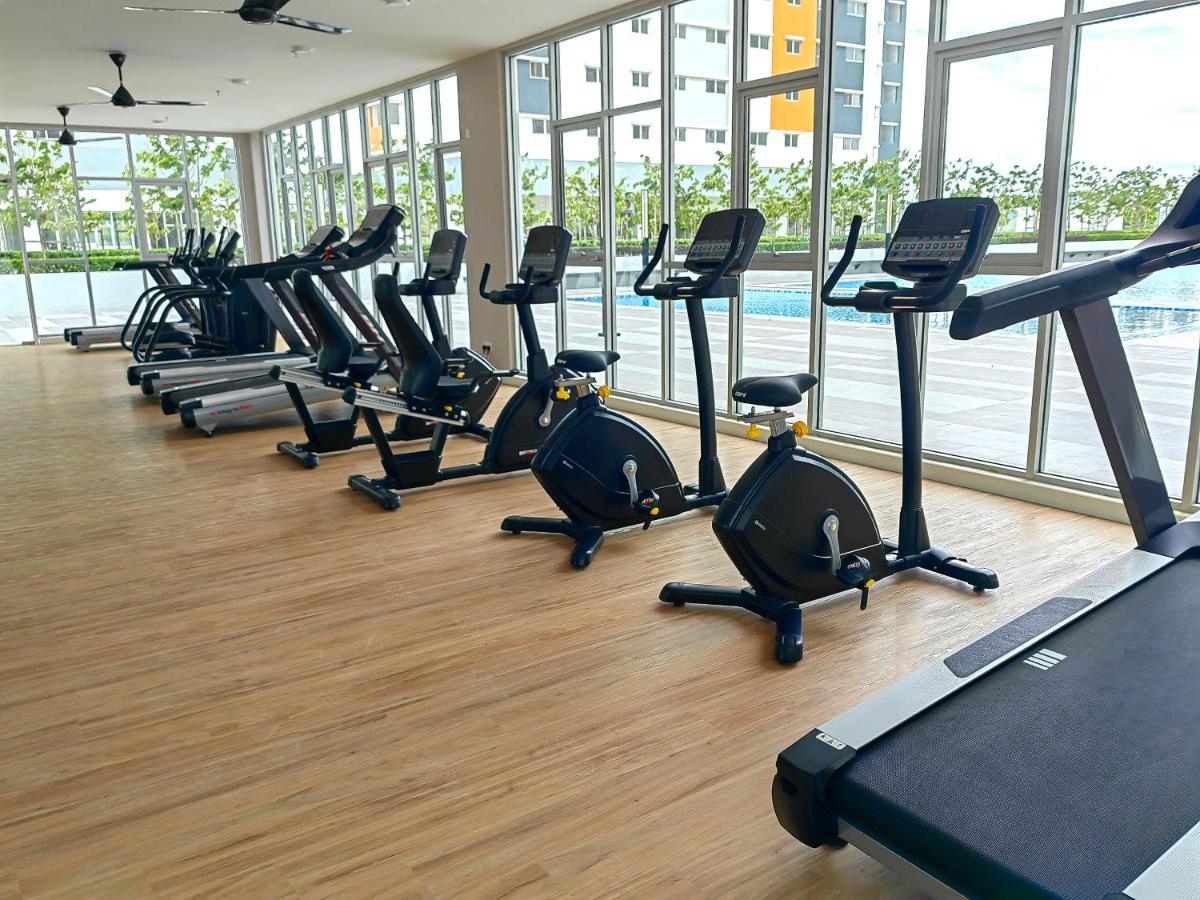 Alanis Residence 7 Pax @ Sepang Klia Kota Warisan Eksteriør billede
